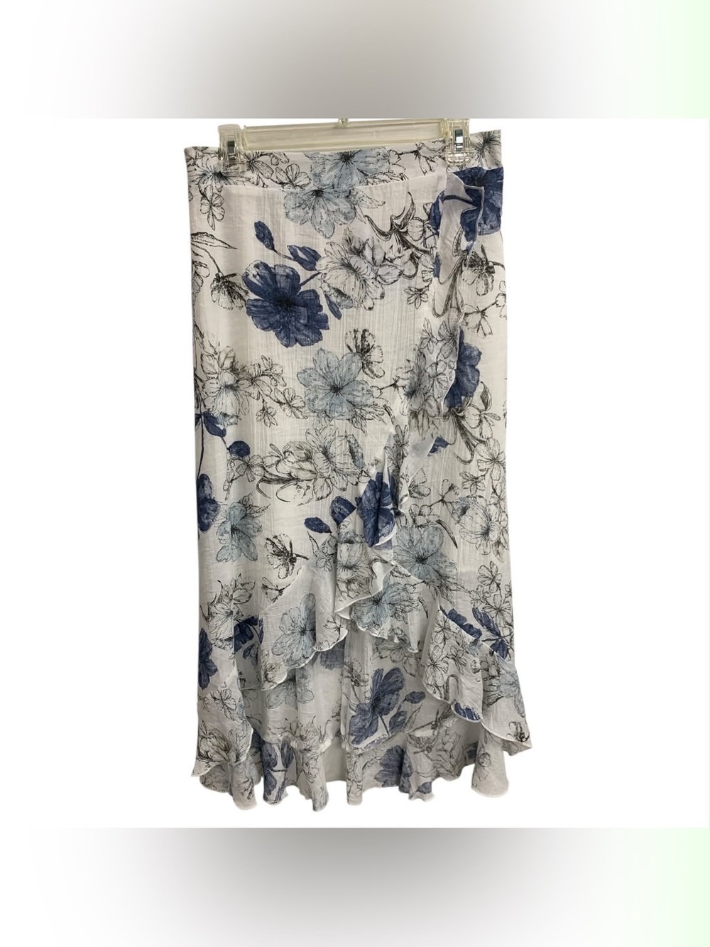 Suzy Shier White Floral High-Low Ruffle Skirt with Blue Print Size M